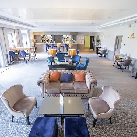 Отель Denham Grove Экстерьер фото